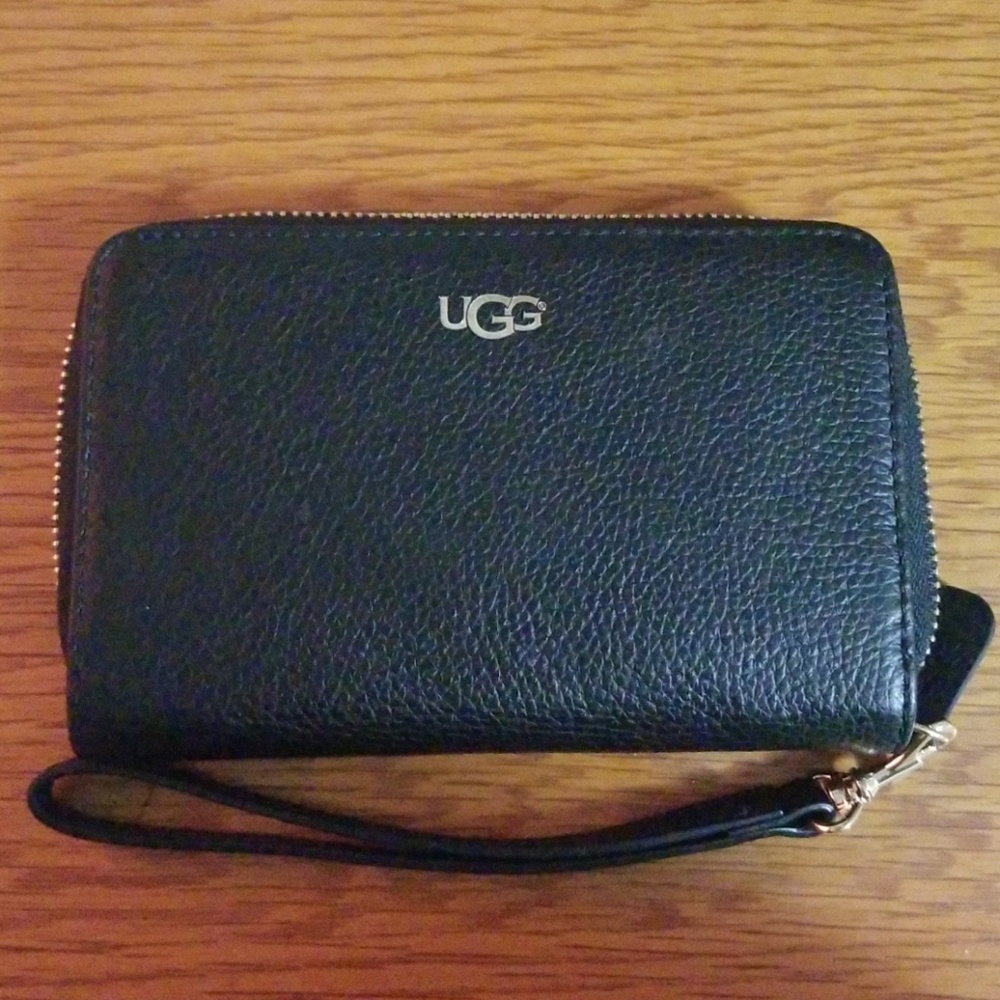 UGG Phone Case Wallet Wristlet